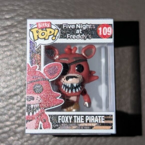 🐲3 FOR $9🦄 Funko Bitty POP 109 Five Nights at Freddy's Foxy The Pirate Figure - Picture 1 of 6